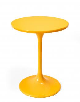 75   -  Mesa Tulipa estilo Eero Saarinen. 