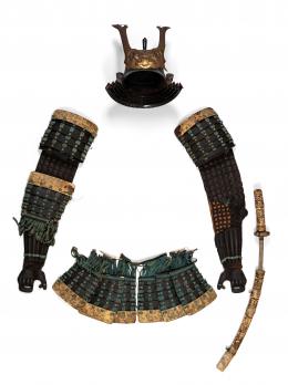 29   -  Armadura de Samurai con katana. 
