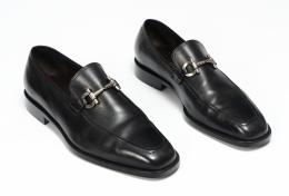 142   -  Zapatos de hombre. Salvatore Ferragamo, década de 2000