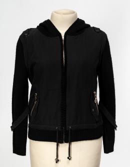 73   -  Chaqueta deportiva. Gianfranco Ferré, década de 1990