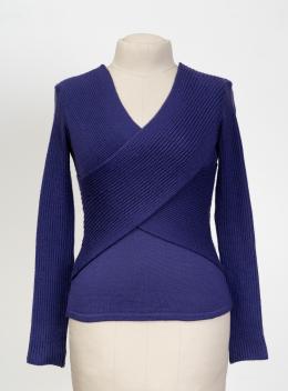 84   -  Suéter. Romeo Gigli, década de 1980 - 90 