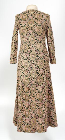 106   -  Vestido, década de 1970