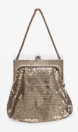 161   -  Bolso de fiesta. Whiting & Davis Co., década de 1940 