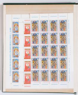 4   -  Albúm de estampillas del Vaticano