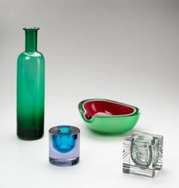 143   -  Candeleros, cuenco y botellón de Murano