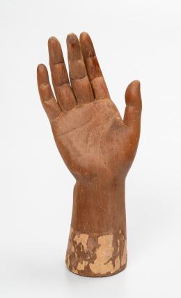 113   -  Mano en madera