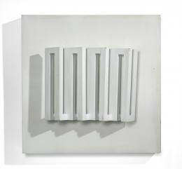 21   -  Relieve blanco. 1972. 