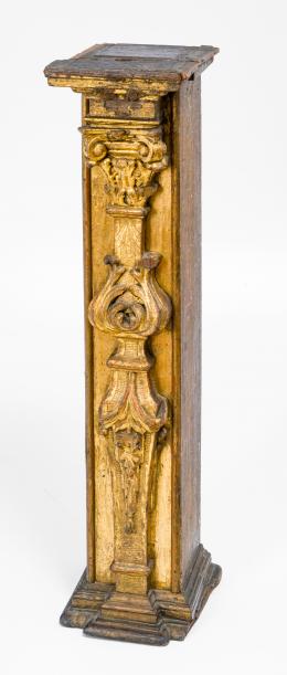 12   -  Pilastra de iglesia (fragmento de un altar). Obrador anónimo neogranadino. 