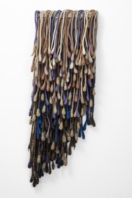 38   -  Marlene Hoffmann Colombia, 1934 - 2014. Cascada, [década de 1970]