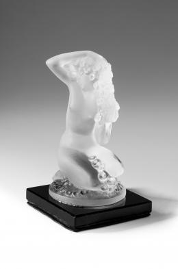 81   -  <p><span class="description">Escultura Floral. René Lalique</span></p>