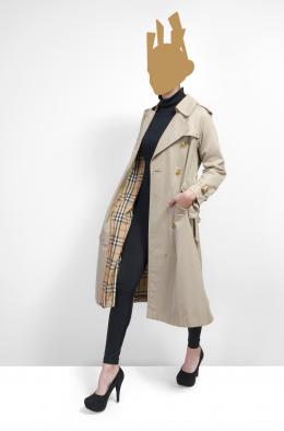 112   -  <p><span class="description">Gabardina Trench. Burberry </span></p>