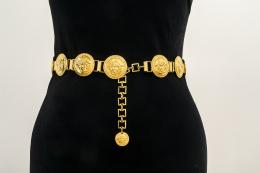 20   -  <p><span class="description">Cinturón Medusa. Gianni Versace</span></p>