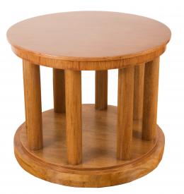 9   -  <span class="object_title">Mesa o base de comedor con columnas en madera</span>