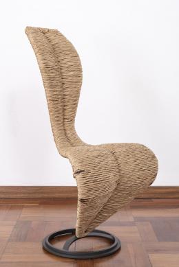 4  -  <p><span class="description">Silla S-Chair, 1991</span></p>