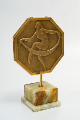 61   -  <span class="object_title">Placa Medallón Art Deco</span>