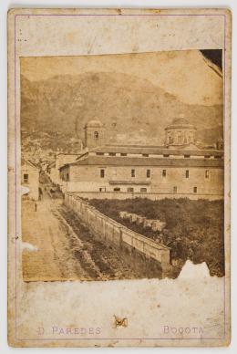 165   -  <p><span class="description">Primeros cimientos del Capitolio Nacional al fondo el Colegio de los Jesuitas en 1878</span></p>