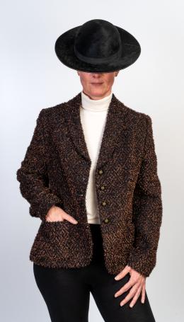 77   -  <span class="typology">Blazer.  Louis Féraud</span>. 