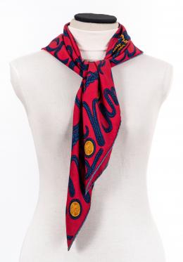 63   -  <span class="typology">Foulard. Nina Ricci</span>. 