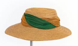 174   -  <span class="typology">Sombrero de paja</span>. 