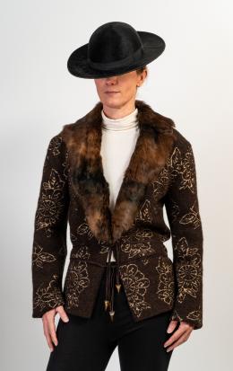 143   -  <span class="typology">Chaqueta. Roberto Cavalli</span>. 