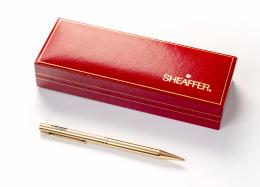 282   -  <span class="typology">Bolígrafo 70 fine. Sheaffer</span>. 