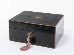 39   -  <span class="object_title">Caja Napoleón III</span>