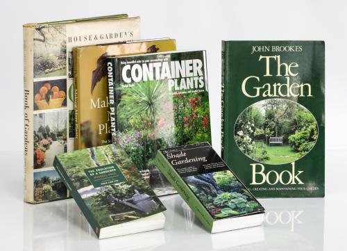 [Jardines y jardinería: 6 libros]