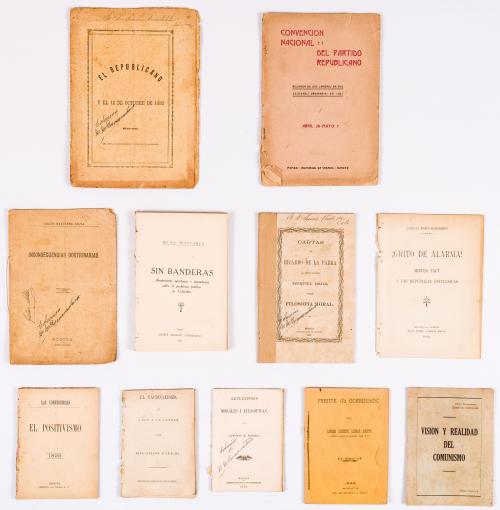 Colección de folletos sobre ideologías, discursos y manifiestos políticos