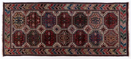 Alfombra persa Kazak 