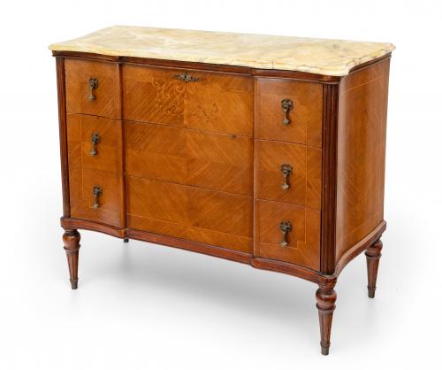 Cómoda estilo Luis XVI