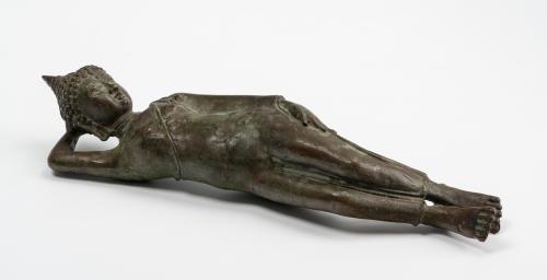 Buda reclinado o en postura de Mahaparinirvana