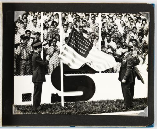 Álbum de fotografías de la X posta aérea militar de las Amé