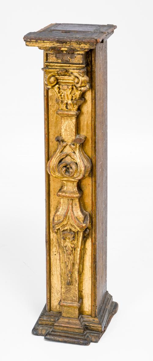 Pilastra de iglesia (fragmento de un altar)