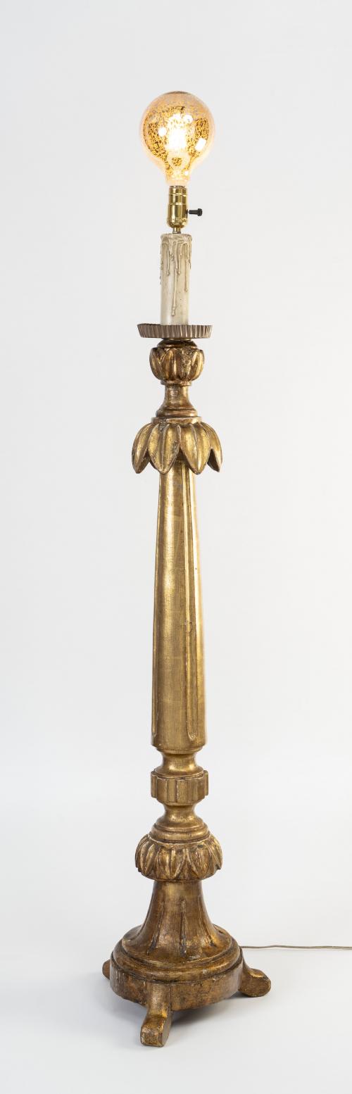 Candelero colonial - lámpara de pie